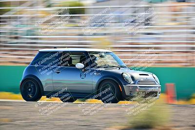 media/Oct-18-2025-Extreme Speed (Sat) [[d6d7e1fef1]]/Group 3 Purple/Session 3 (Turn 1)/